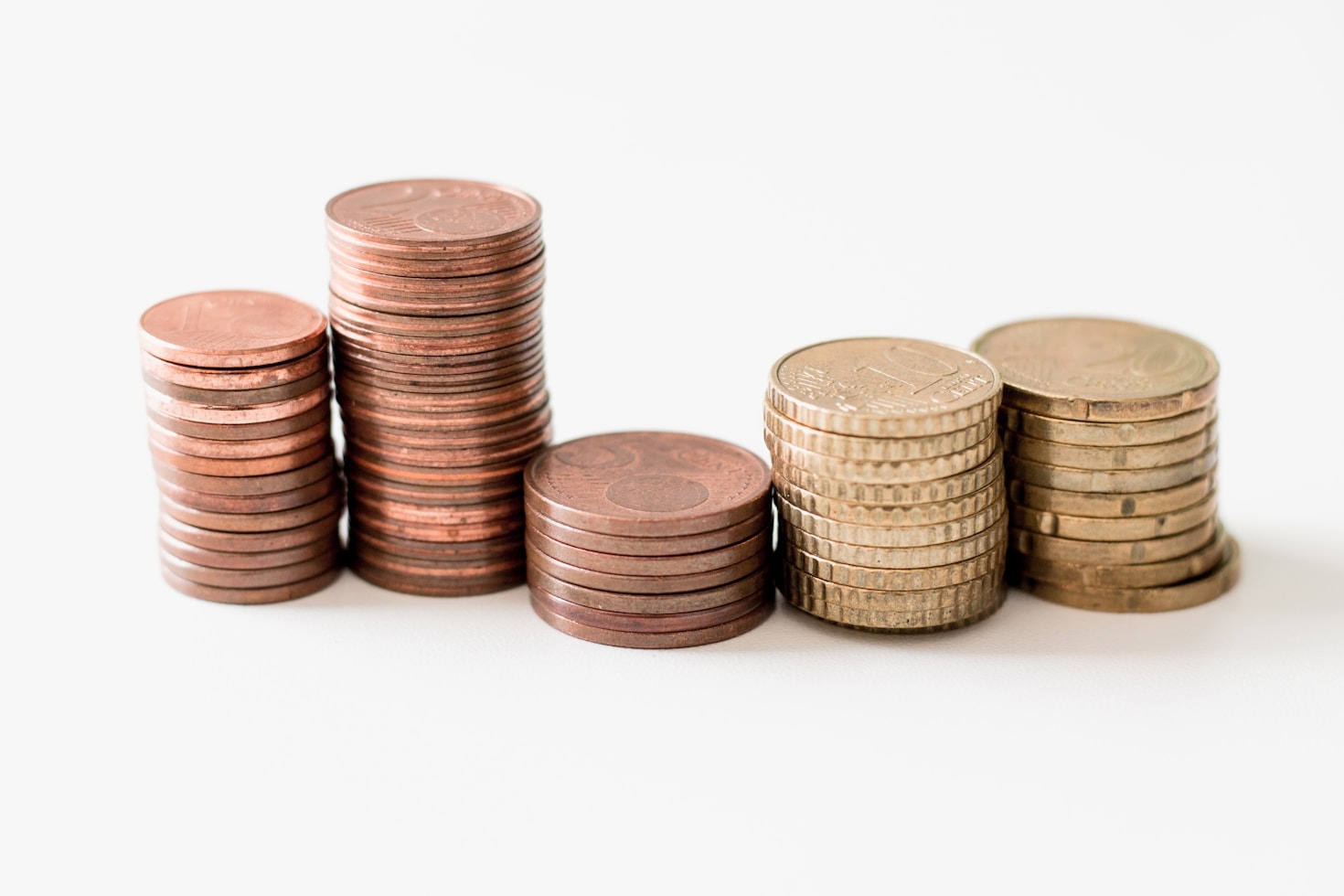 How to Set Achievable Financial Goals